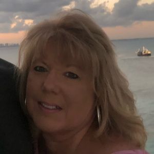 Meet your Posher, Deb